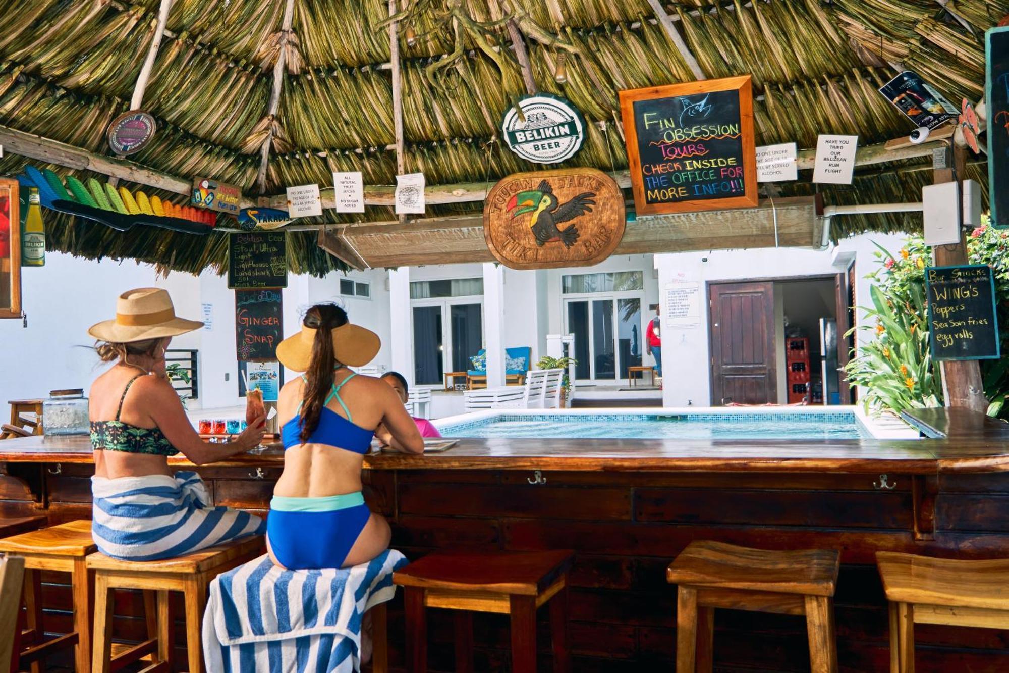 Ocean Breeze Hotel Placencia Exterior photo