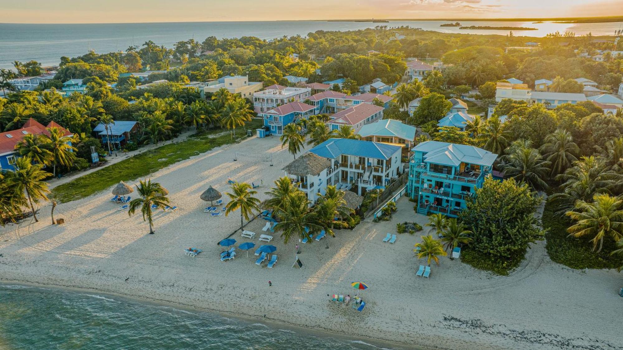 Ocean Breeze Hotel Placencia Exterior photo