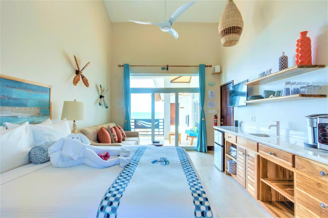 Ocean Breeze Hotel Placencia Exterior photo